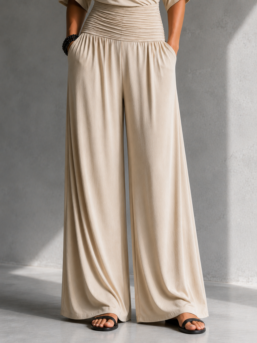 Completo Elegante – Lily – Scollatura a V Incrociata