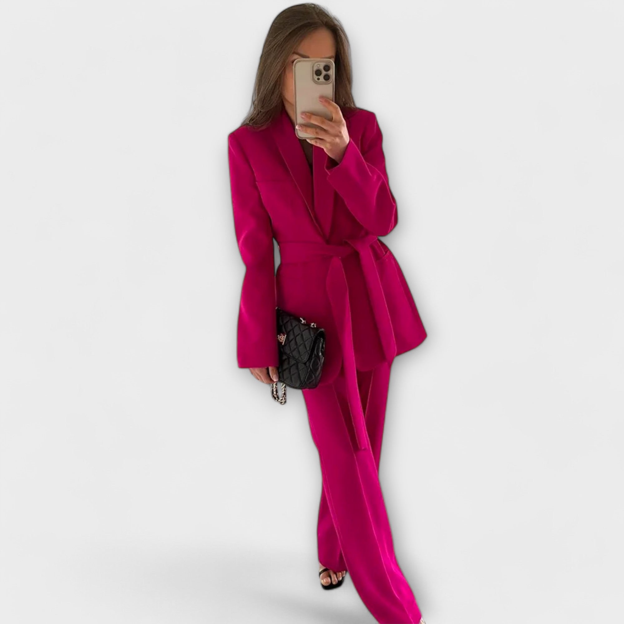 SOFIA Elegante – Chiara – Giacca con Cintura e Pantaloni Aderenti