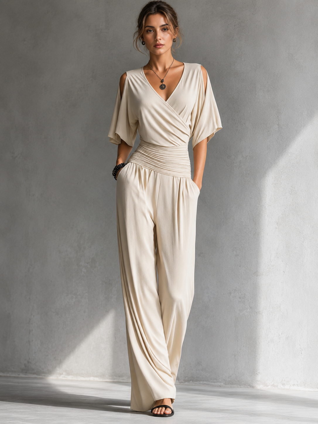 Completo Elegante – Lily – Scollatura a V Incrociata